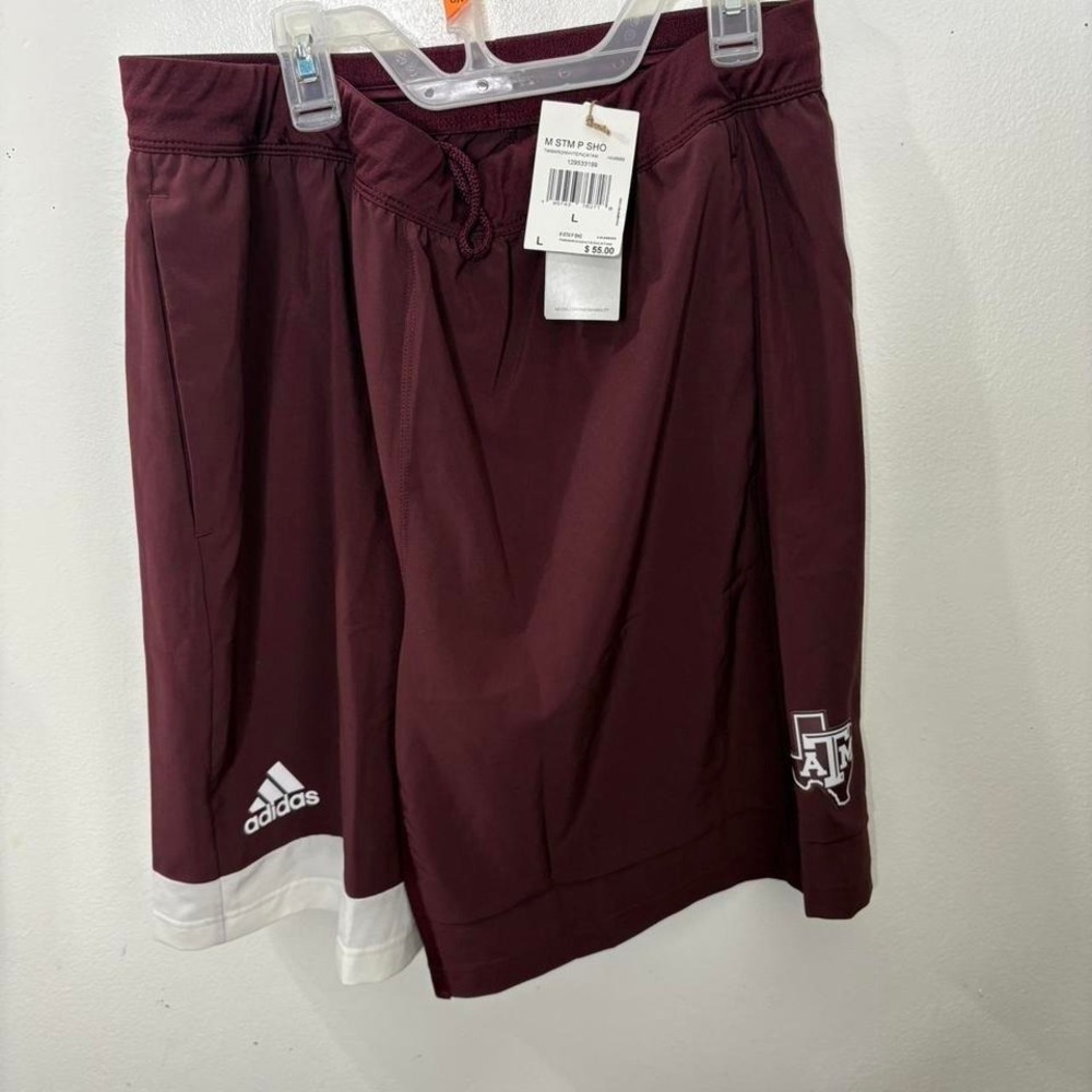Adidas Texas A&M University Sideline Woven Shorts size large
